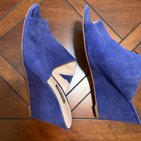 Nine West Women's Royal Blue Suede Mules - Picture 2 of 5